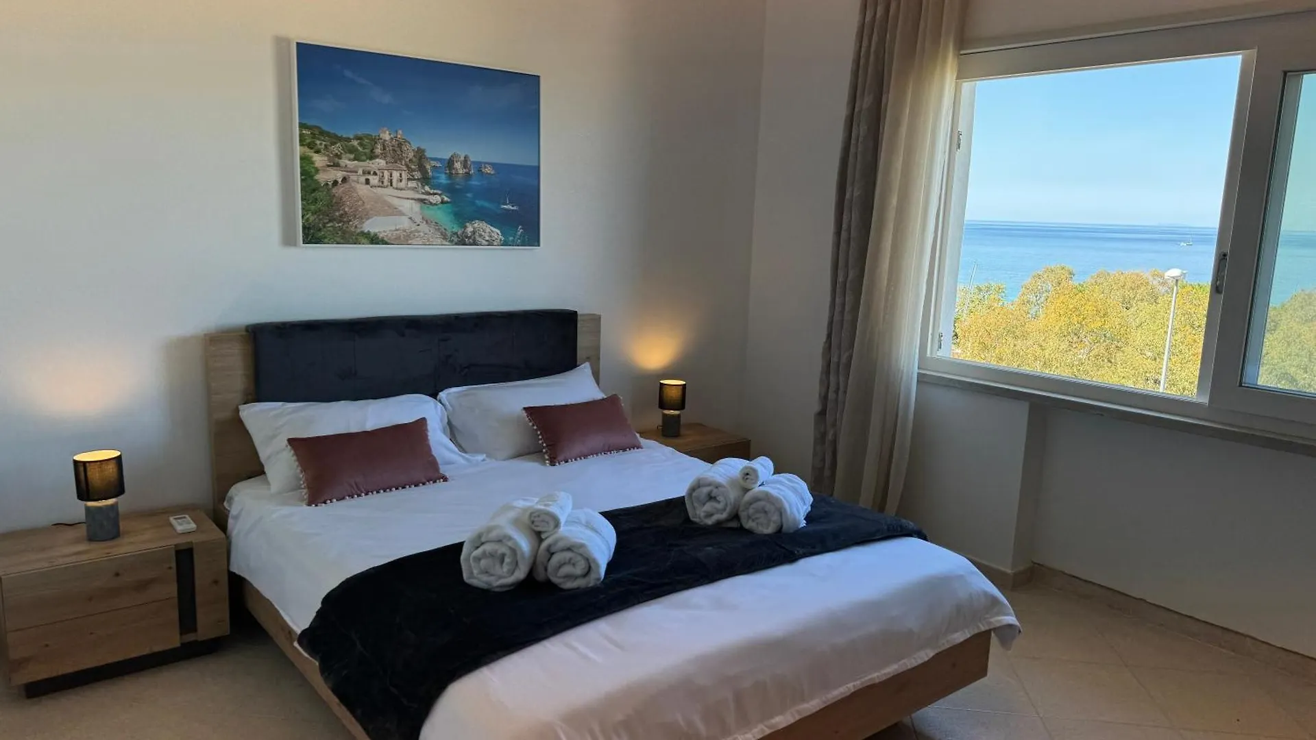 Mondello Luxury Apartment Palermo Italy